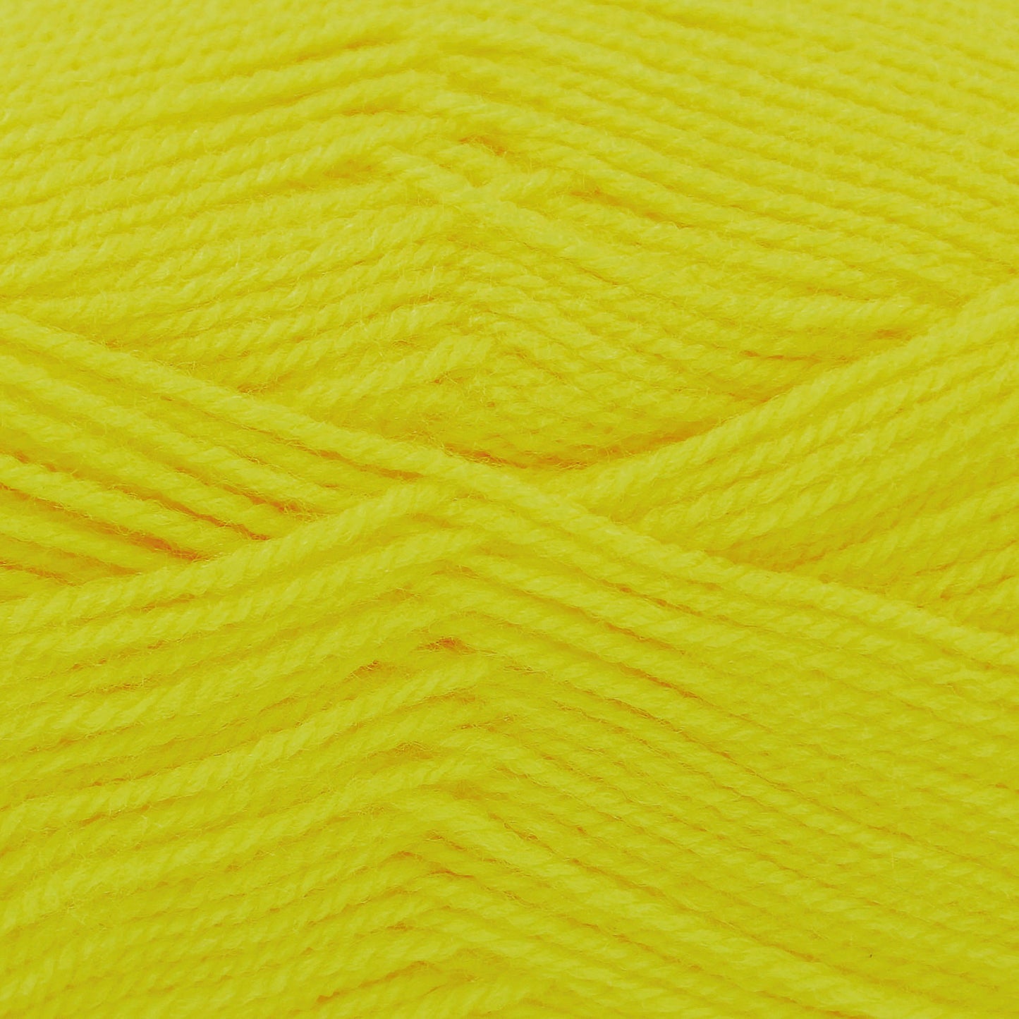 King Cole Pricewise Double Knit 100g Yarn