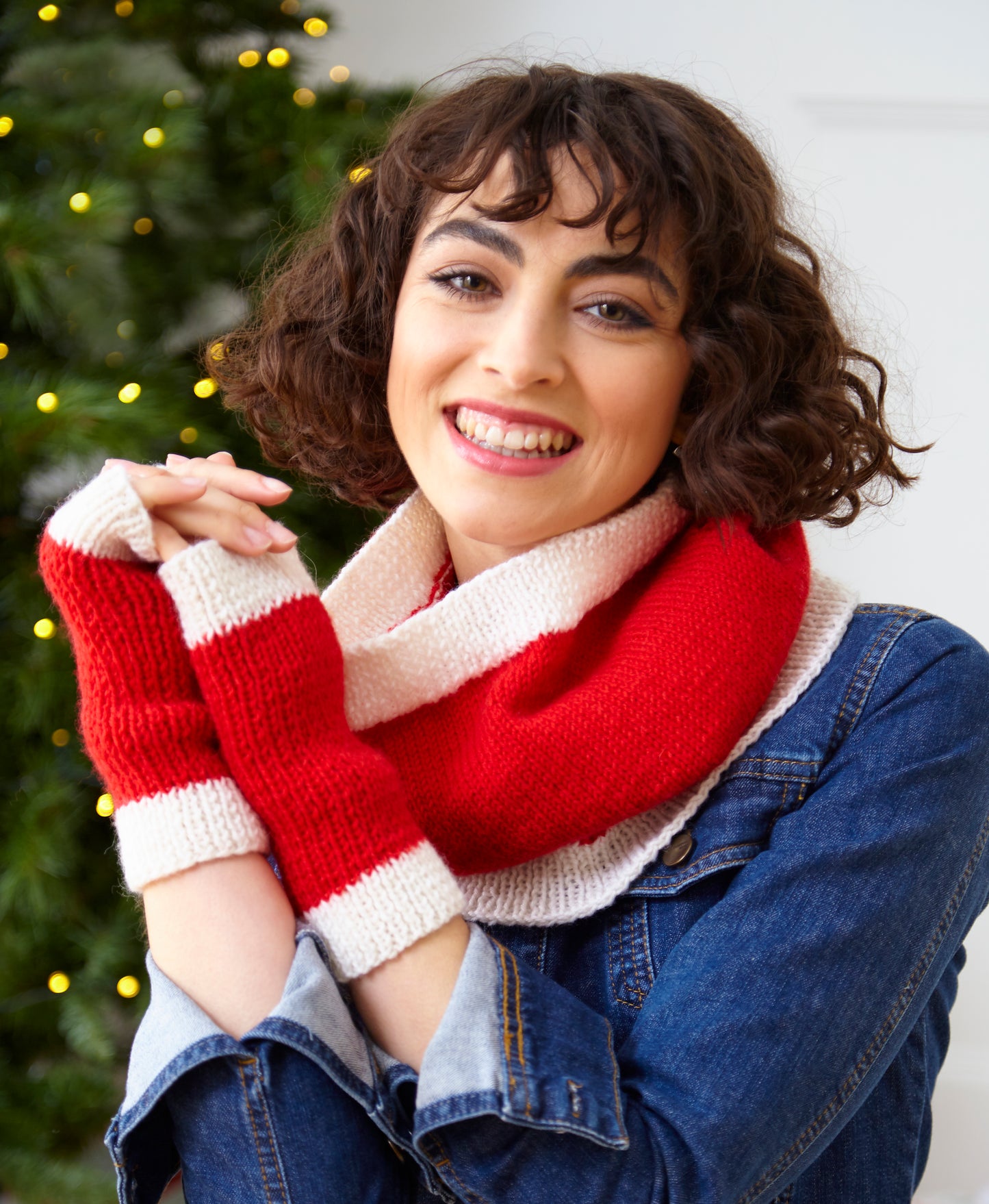 King Cole Christmas Family Knits Book 1 Knitting Pattern Book