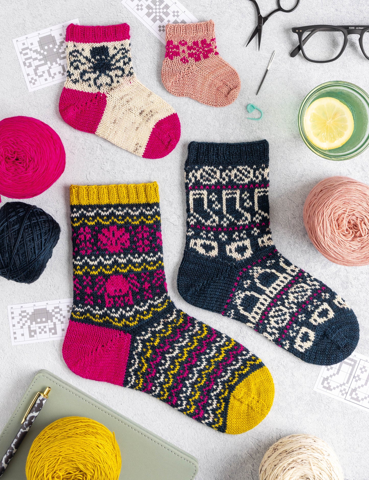 The Doodle Knitting Card Deck: 200 Mix & Match Motifs Pattern