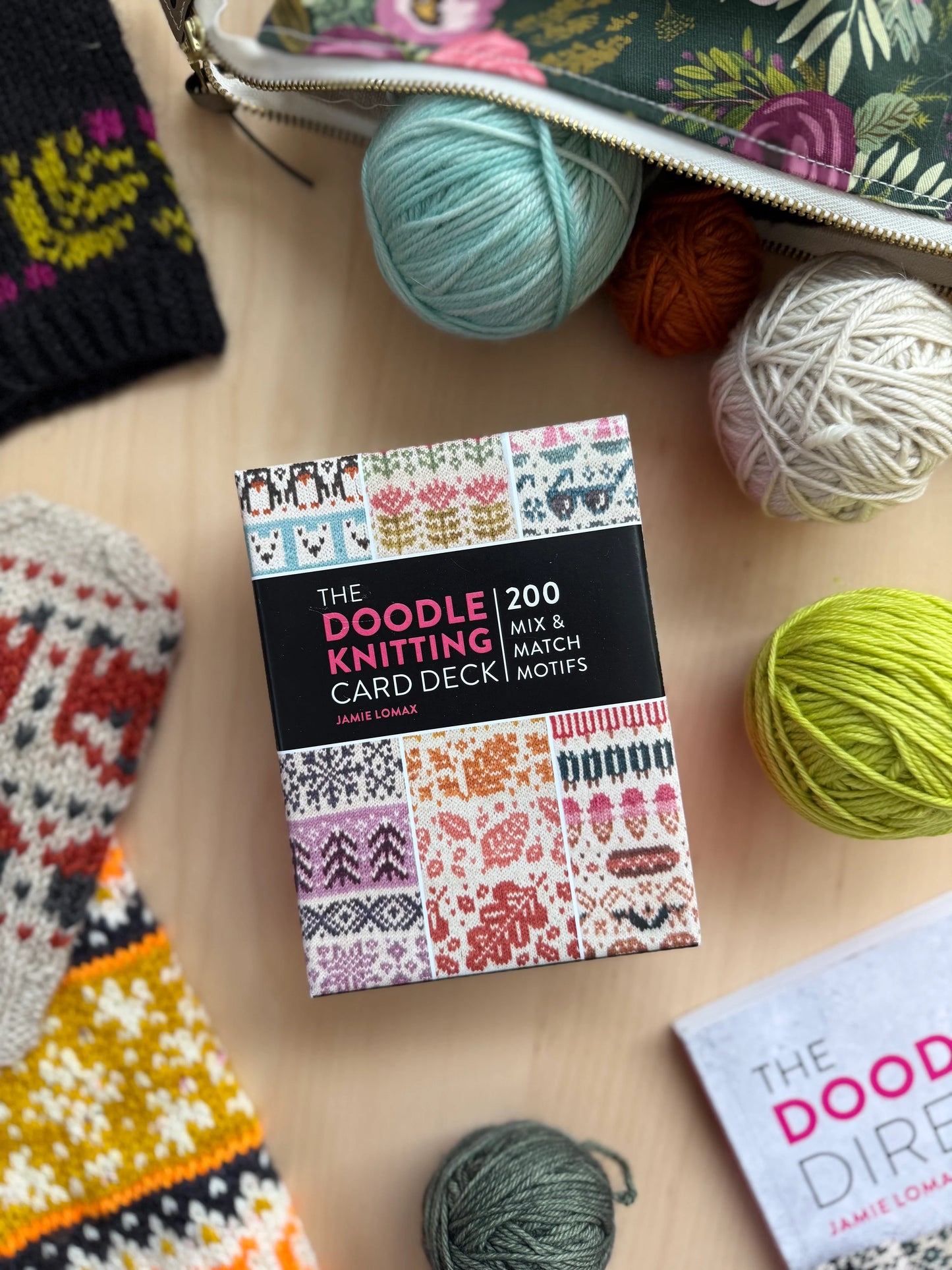 The Doodle Knitting Card Deck: 200 Mix & Match Motifs Pattern